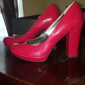 Kenneth Cole High Heels